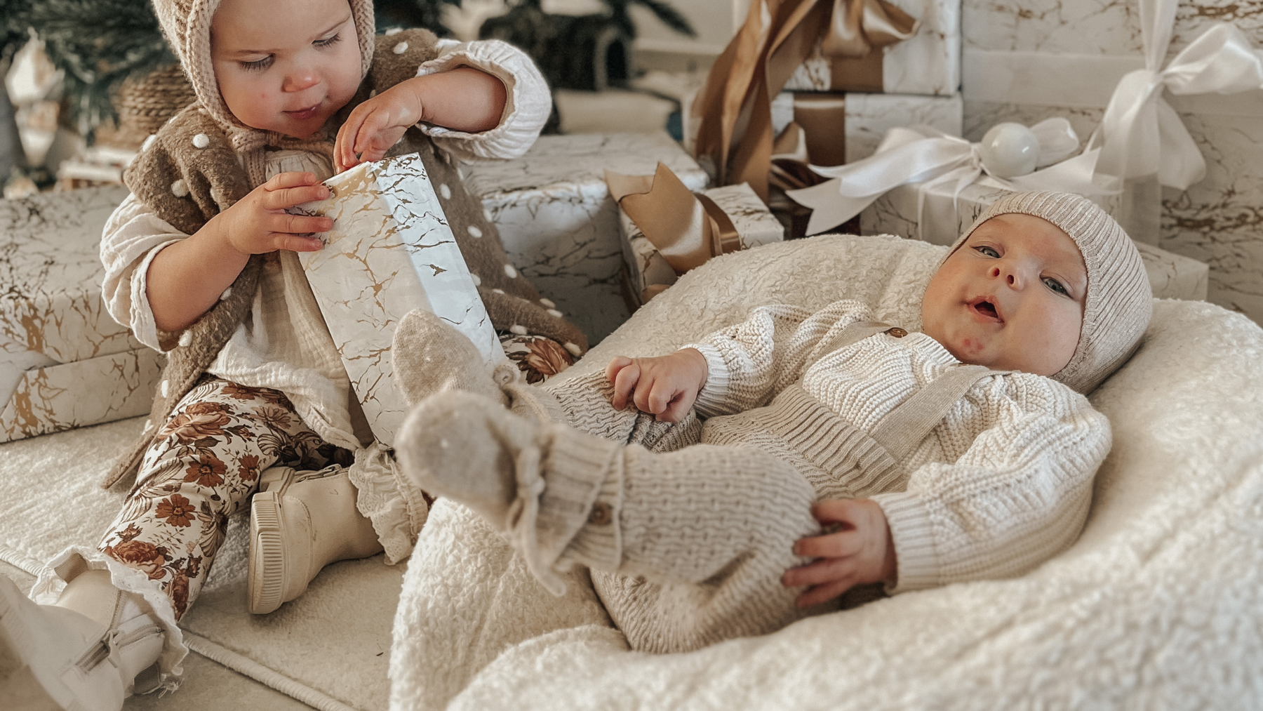Merry Christmas baby! Here's how to get through baby's first Christmas relaxed.
