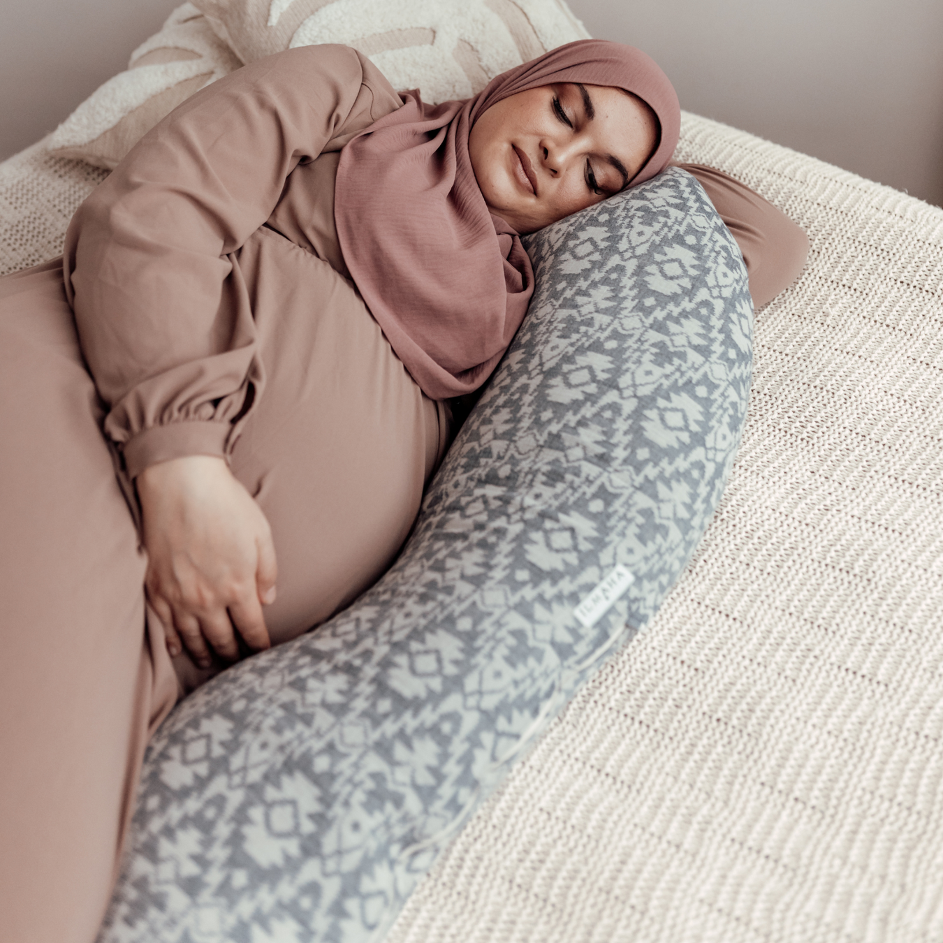 Nursing pillow | Aztec