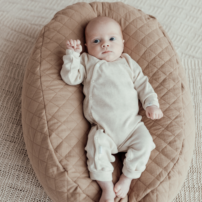 Relax hoes voor voedingskussen quilt | Taupe